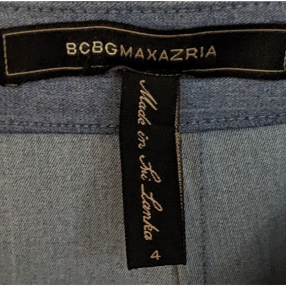 BCBGMaxAzria Womens Pleated Cropped Capri Pants Size 4 Chambray Blue Trousers - Picture 3 of 4